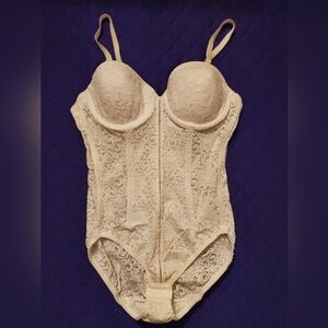 Elegant Lace Bodysuit